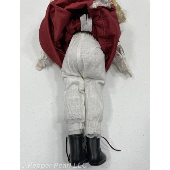 Porcelain Doll 17 Inch Cloth Body Unmarked Blonde Blue stationary Glass Eyes - Picture 7 of 10